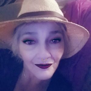 Meet your Posher, Judith